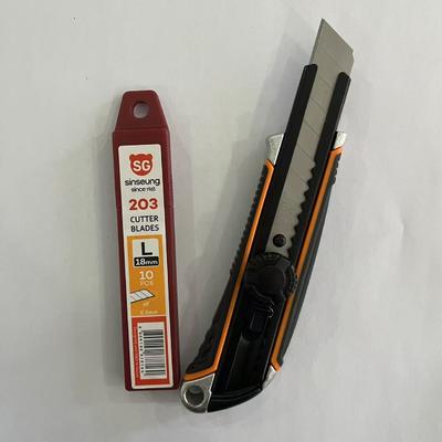 주문 18mm Blade Compatible Snap-Off Knife Aluminum Body for Durability and Precision 온라인 제조