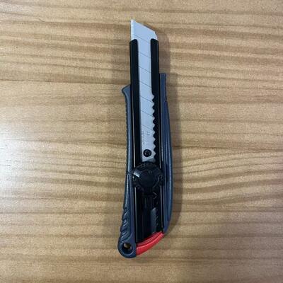 ABS 알로이 SK2 블레이드 18mm 건조벽 용도 칼 에르고노믹 고성능